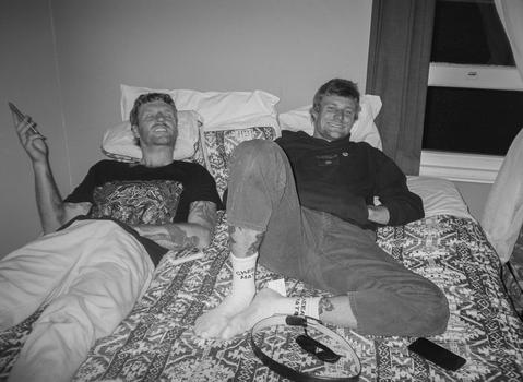 MINI SKIRT & LIQUID FACE