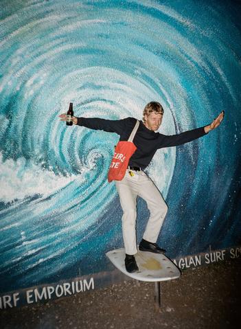 MINI SKIRT & LIQUID FACE