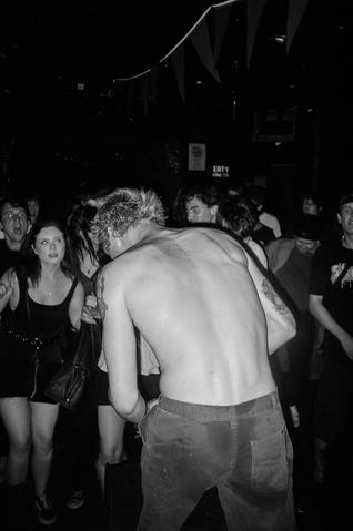 MINI SKIRT & LIQUID FACE